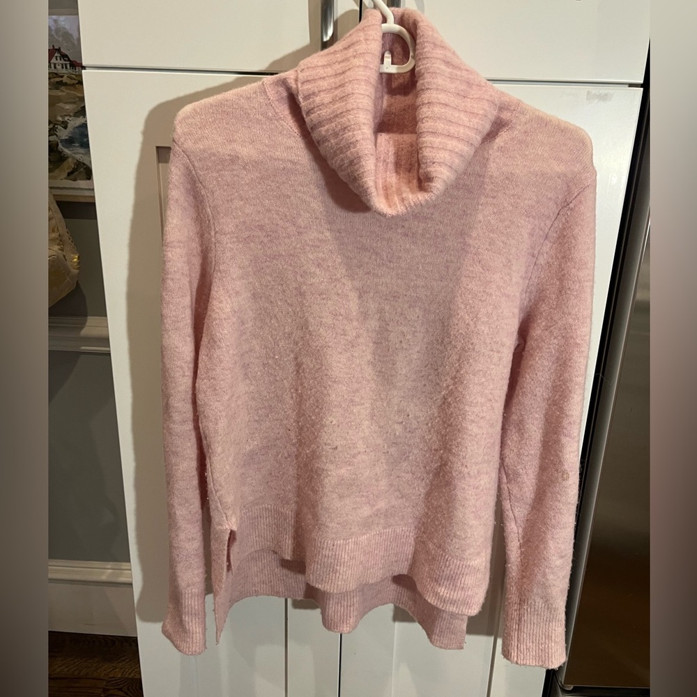 J Crew pale pink wool turtle neck xs